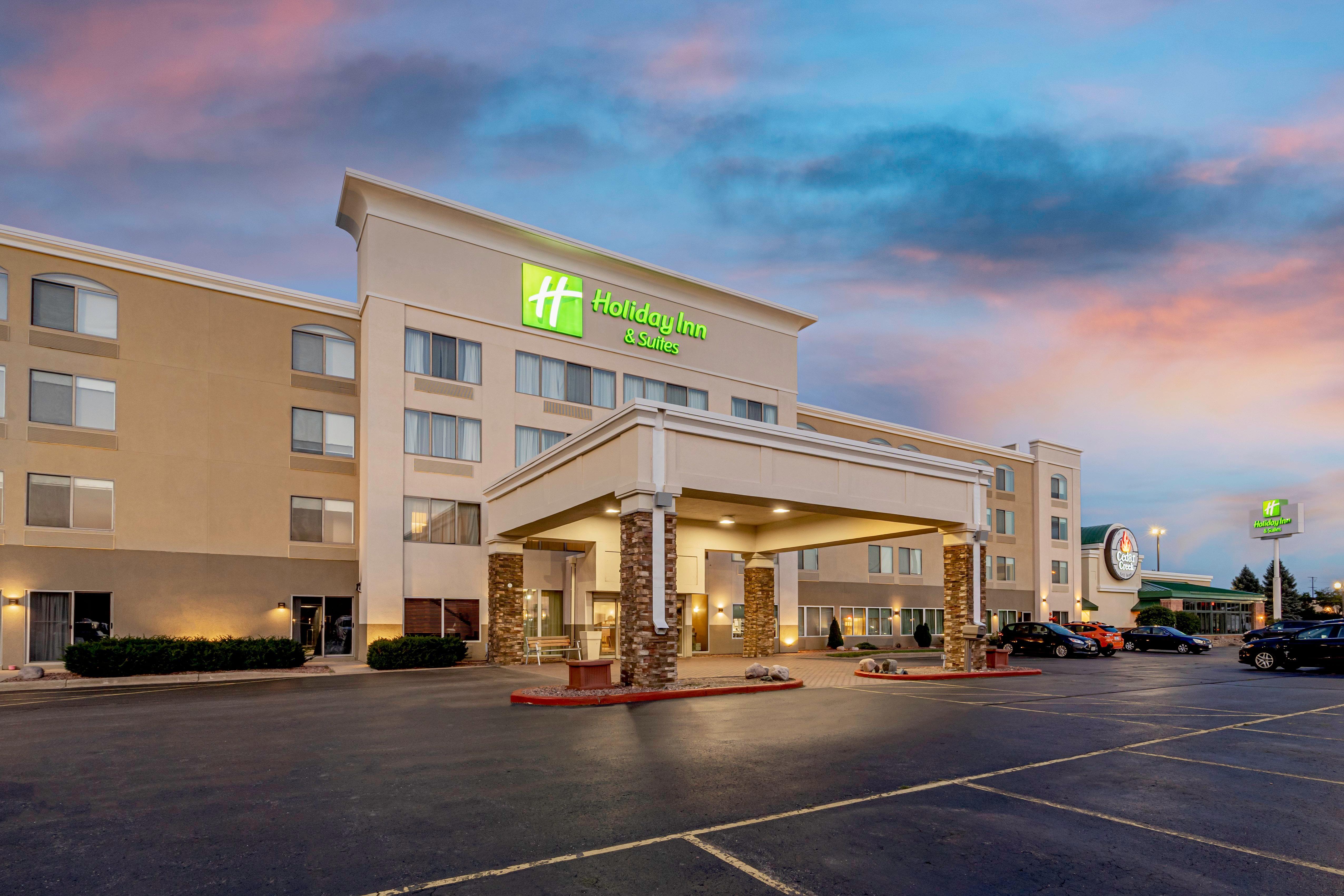 Holiday Inn & Suites Wausau-Rothschild By Ihg Exterior foto