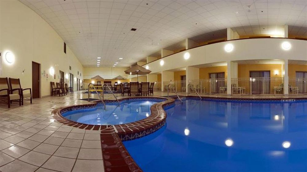 Holiday Inn & Suites Wausau-Rothschild By Ihg Exterior foto